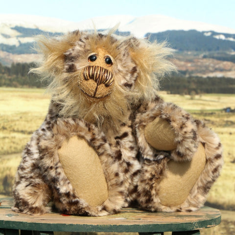 Tabby Jones by Barbara-Ann Bears - 23cm