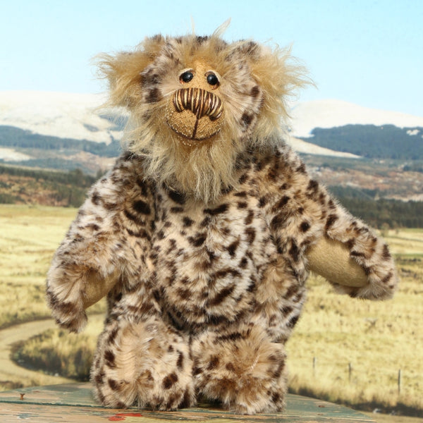 Tabby Jones by Barbara-Ann Bears - 23cm