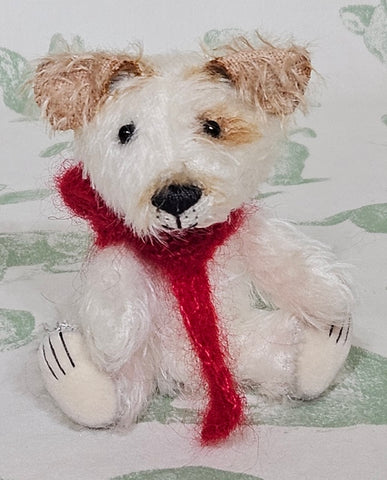Alfie by Lynne Farmer - 10cm