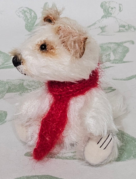 Alfie by Lynne Farmer - 10cm