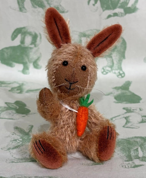 Brodie Bunny by Lynne Farmer - 14cm