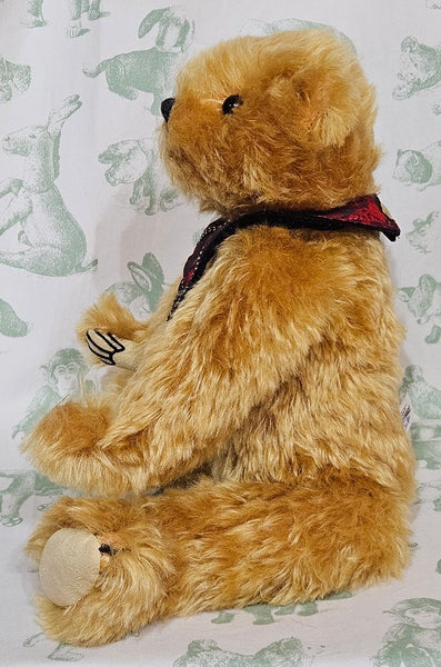Merrythought Windsor Teddy Bear - 1999/2000 Collectors Club Bear - 38cm