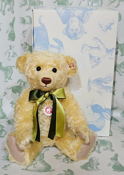 From The Steiff Archive: British Collectors Bear 2016 -36cm - Number 12