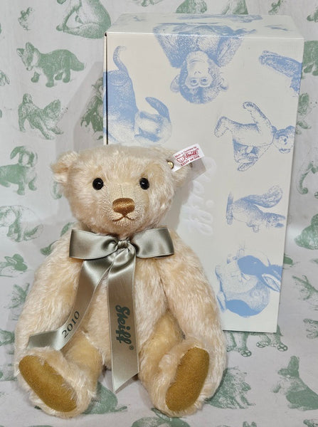From The Steiff Archive: 2010 QVC Year Bear - 30cm - Number 12