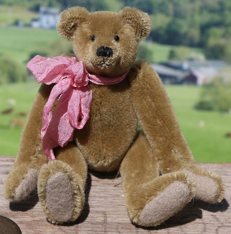 Basile by Barbara-Ann Bears - 13cm