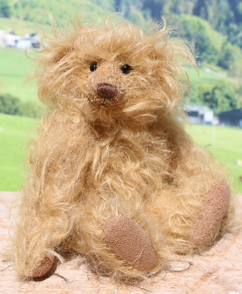 Quintilis by Barbara-Ann Bears - 15cm