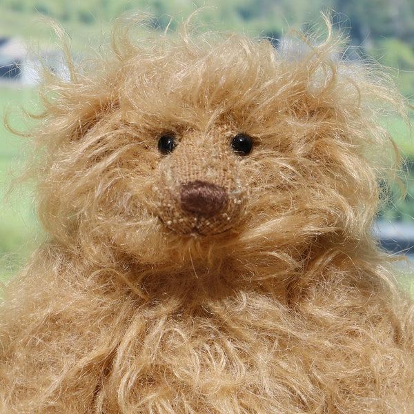 Quintilis by Barbara-Ann Bears - 15cm