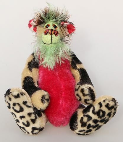Ruckleskunk by Barbara-Ann Bears - 22cm