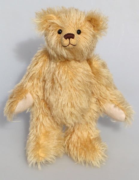 Euan by Barbara-Ann Bears - 28cm