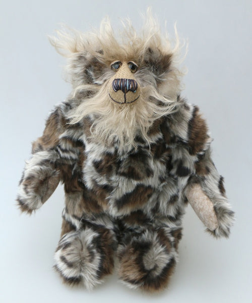 Luther by Barbara-Ann Bears - 33cm