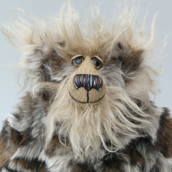 Luther by Barbara-Ann Bears - 33cm