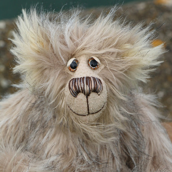 McGruffin by Barbara-Ann Bears - 29cm