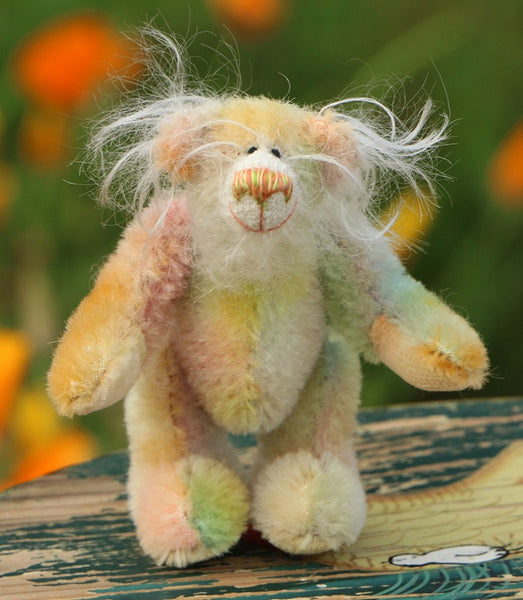 Smiler by Barbara-Ann Bears - 10cm