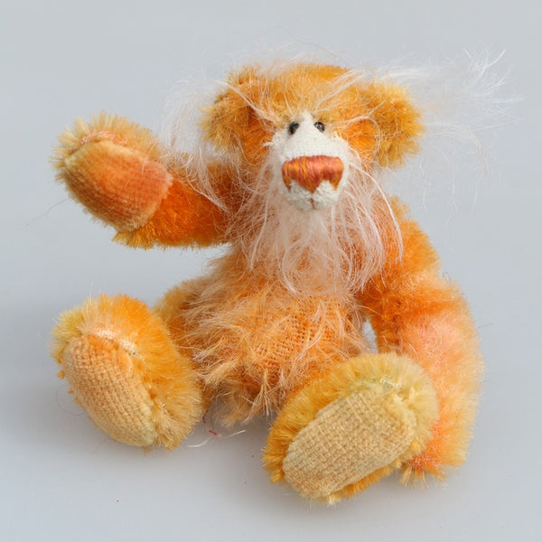 Truly by Barbara-Ann Bears - 9cm