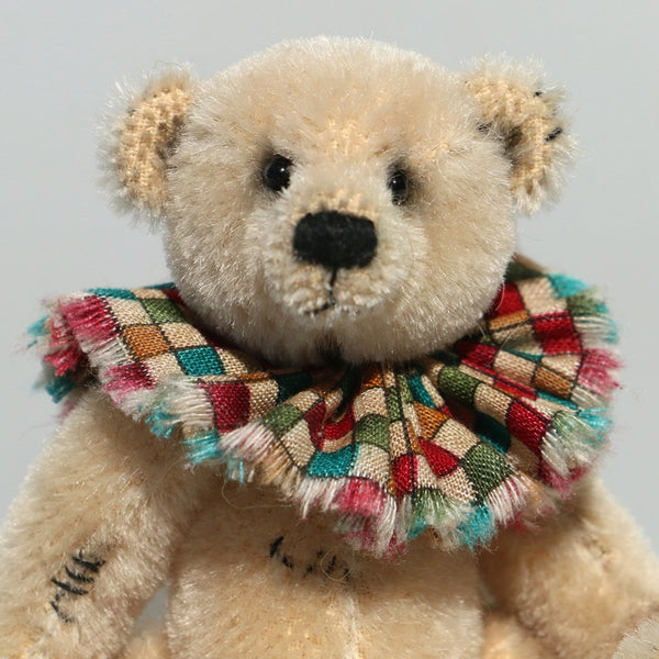 Hector by Barbara-Ann Bears - 10cm
