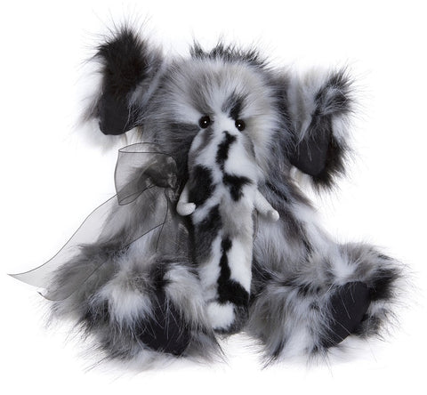 Everest by Charlie Bears - 41cm