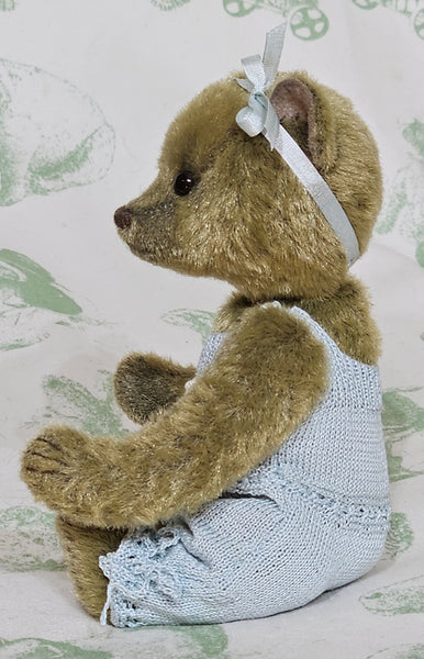 Leonora by Anna Dazumal - 14cm