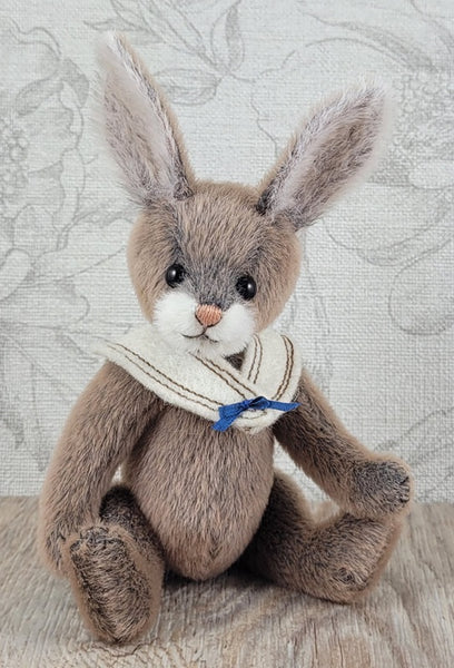 Walter by Anna Dazumal - 15cm