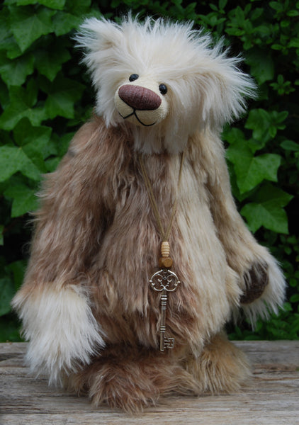 Taliso by Domi Bears - 39cm