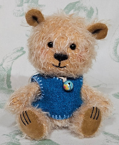 Remy by Lynne Farmer - 12cm