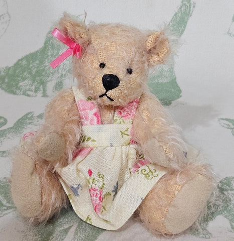 Amy by Hardy Bears - 10cm