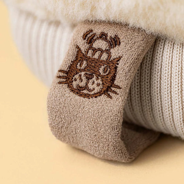 Amuseables Fitswell Mitten by Jellycat