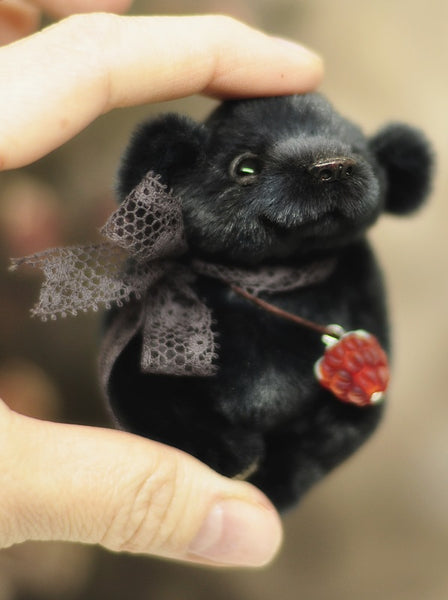 Brian by Anna Kolo - 7.5cm