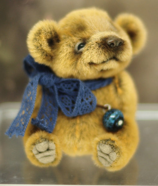 Ellie by Anna Kolo - 7.5cm