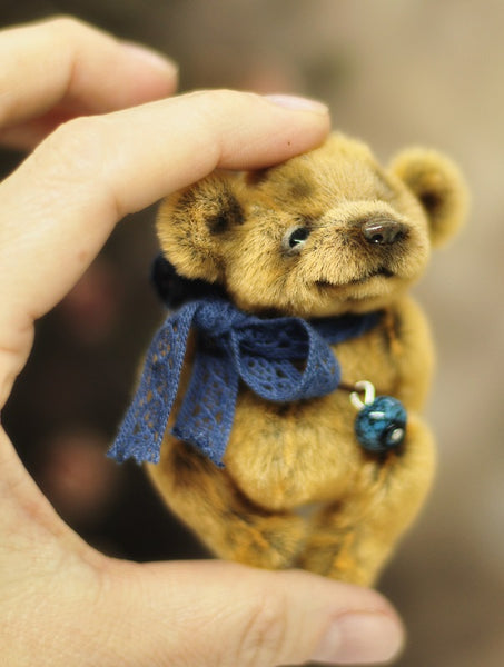 Ellie by Anna Kolo - 7.5cm