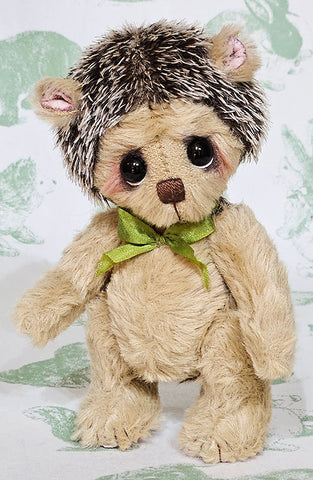 Harold the hedgehog by Pipkins Bears - 14cm