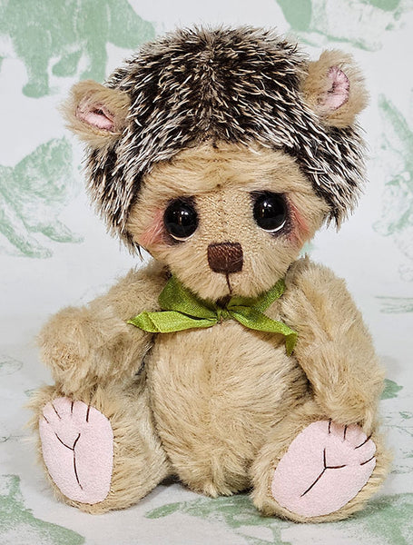 Harold the hedgehog by Pipkins Bears - 14cm