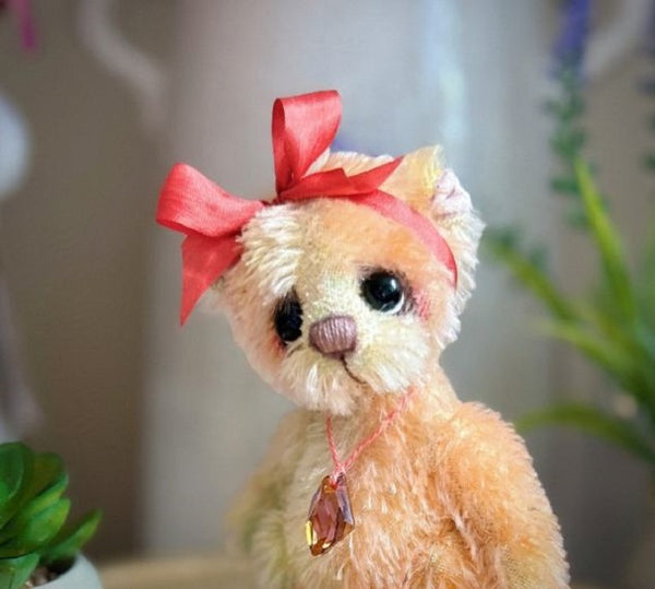 Citrine by Pipkins Bears - 13cm