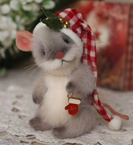 Christmas Mouse by Nata Tovt - 10cm