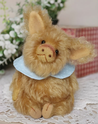 Fluffy Piglet by Nata Tovt - 17cm